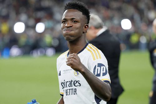 Vinicius Junior (23 de ani), aripa stângă de la Real Madrid, a reacționat pe rețelele de socializare, după ce 3 fani ai Valenciei care l-au atacat rasial au fost condamnați la închisoare.