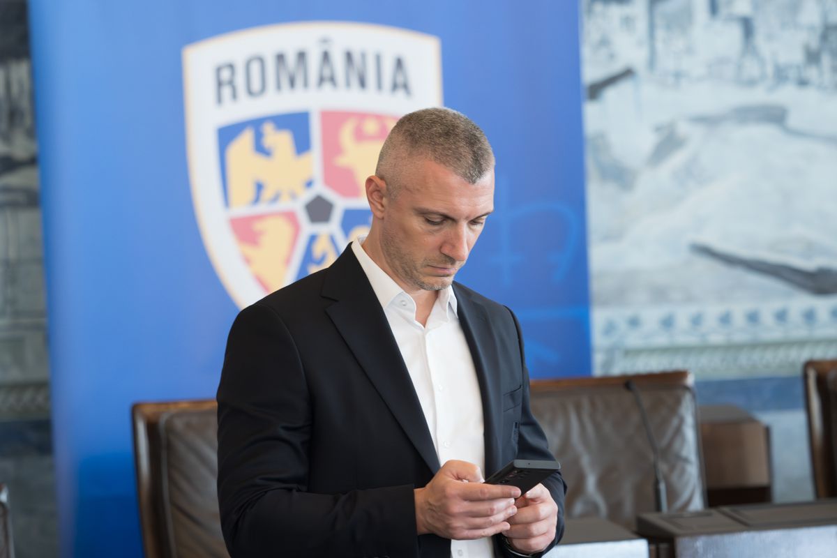 Recepție specială pentru delegația României în Wurzburg » Răzvan Burleanu: „Asta poate fi cea mai bună generație din ultimii 20 de ani” + A vorbit și despre politică și alegeri