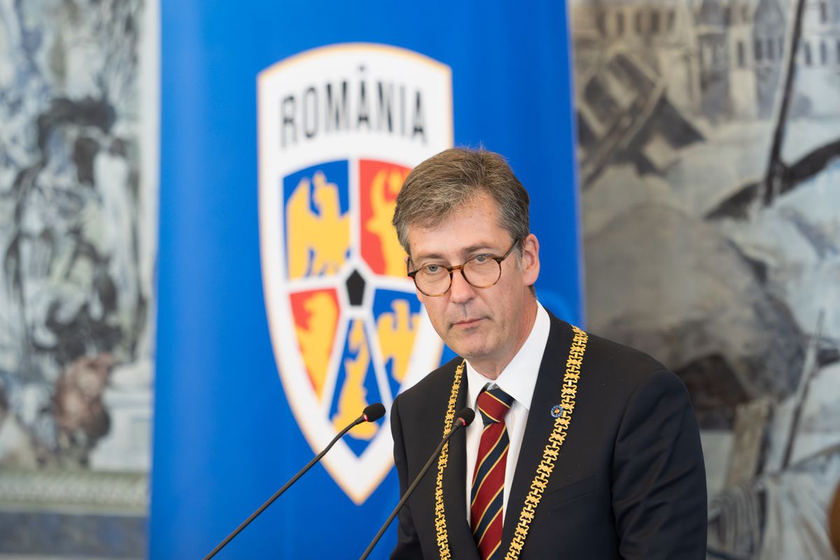 Recepție specială pentru delegația României în Wurzburg » Răzvan Burleanu: „Asta poate fi cea mai bună generație din ultimii 20 de ani” + A vorbit și despre politică și alegeri