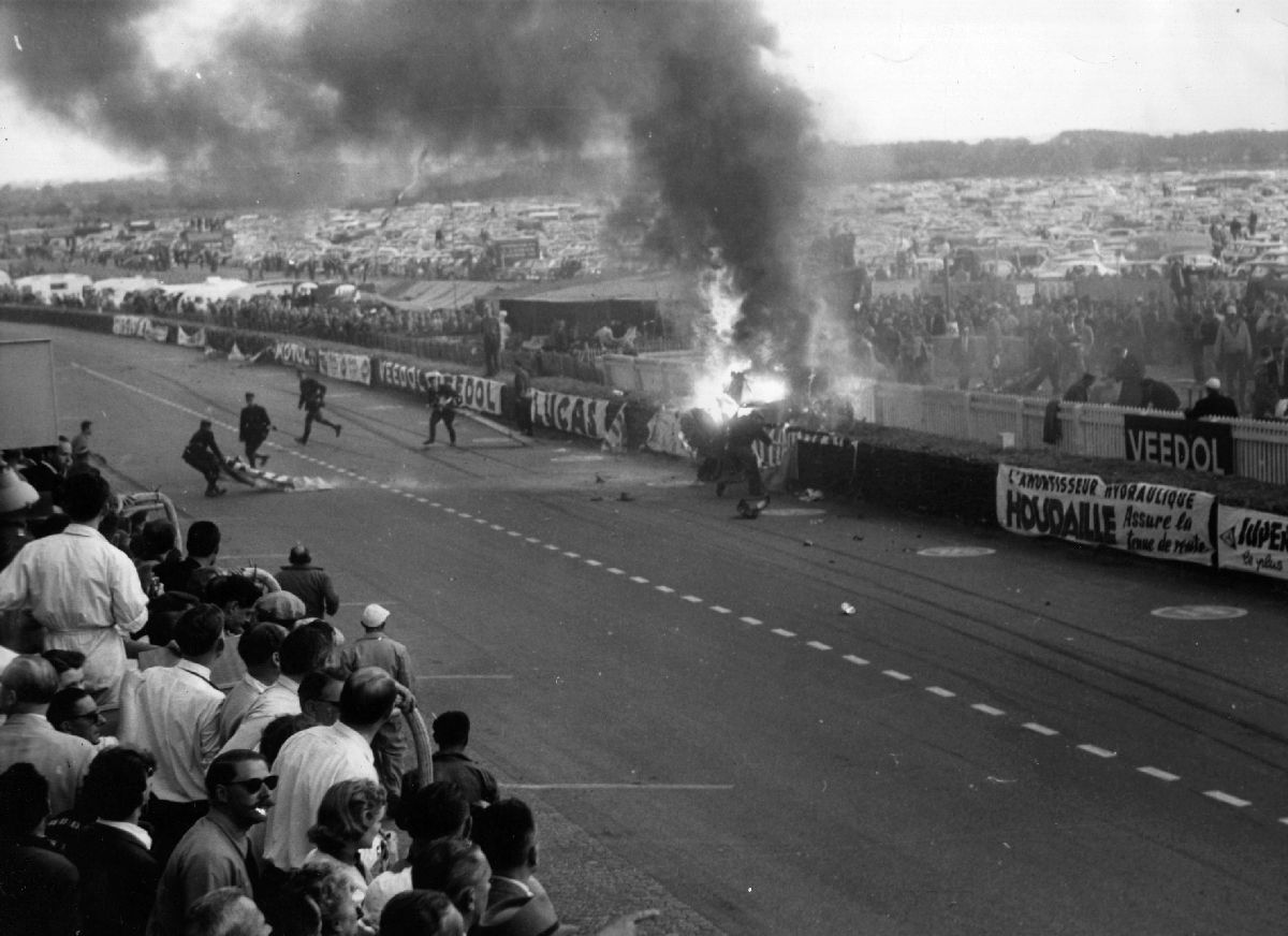Accidentul de la Le Mans din 11 iunie 1955: cel mai mare dezastru din istoria automobilismului