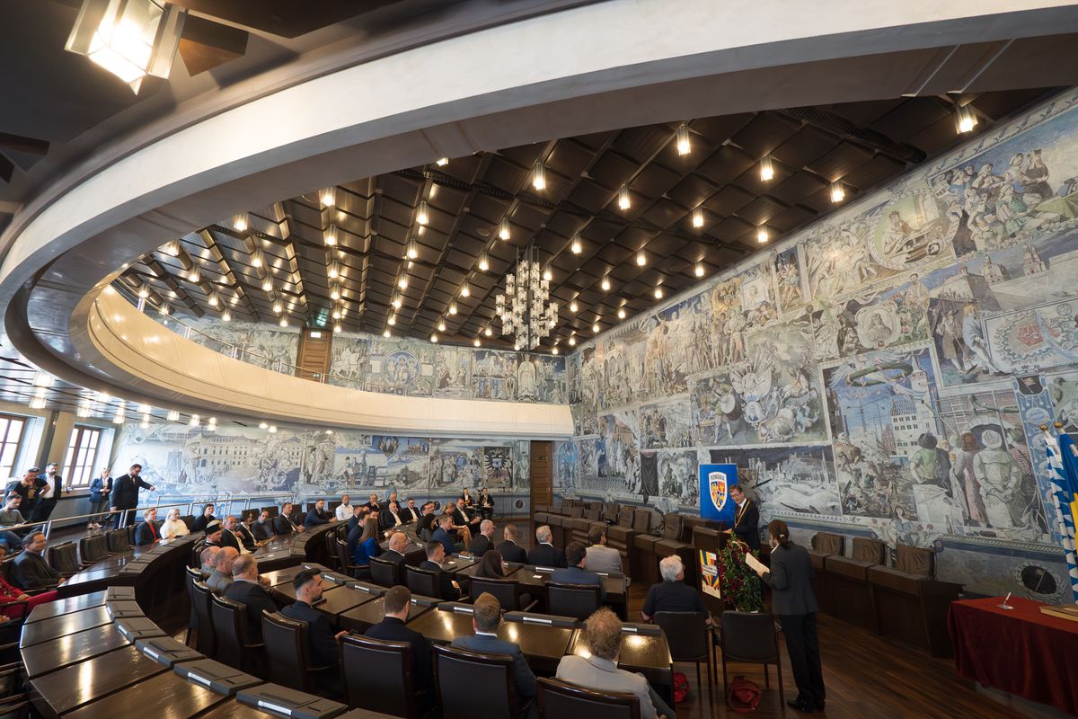 Recepție specială pentru delegația României în Wurzburg » Răzvan Burleanu: „Asta poate fi cea mai bună generație din ultimii 20 de ani” + A vorbit și despre politică și alegeri