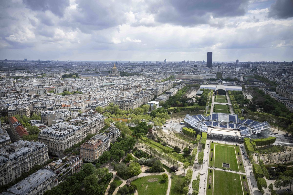 „Eiffel Tower Stadium”, arena de 13.000 de locuri amenajată lângă Champ de Mars » Va fi una dintre atracțiile de la Jocurile Olimpice