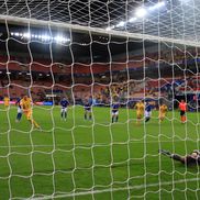 Louis Munteanu, penalty ratat în Italia U21 - România U21 // foto: Ionuț Iordache (GSP)