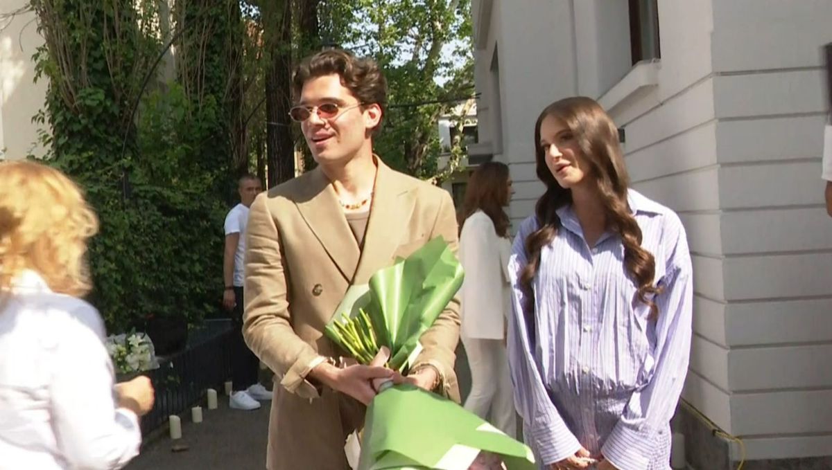 Moment special în familia Hagi: Elena și Ianis vor deveni azi părinți!