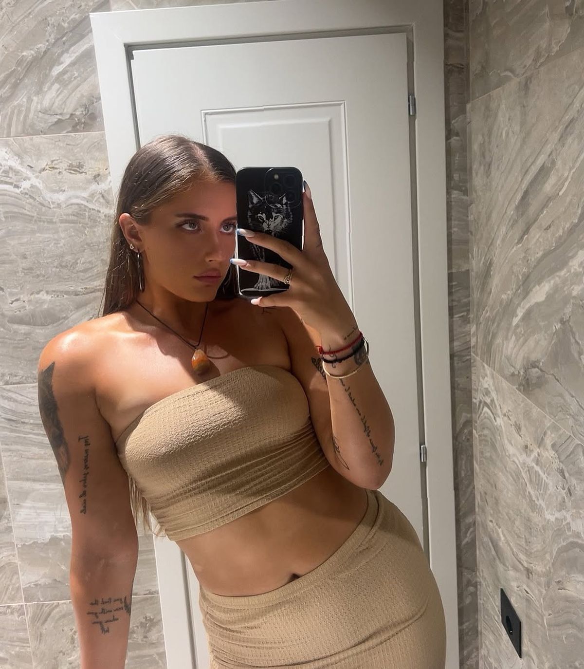 Andreea Prisăcariu, oripilată de ce a găsit în vestiar la turneul din Italia: „De azi mă voi schimba în natură!”