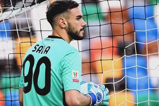 UEFA testează astăzi în premieră noua regulă din fotbal, la Euro U21 » Portarul Răzvan Sava, principalul vizat