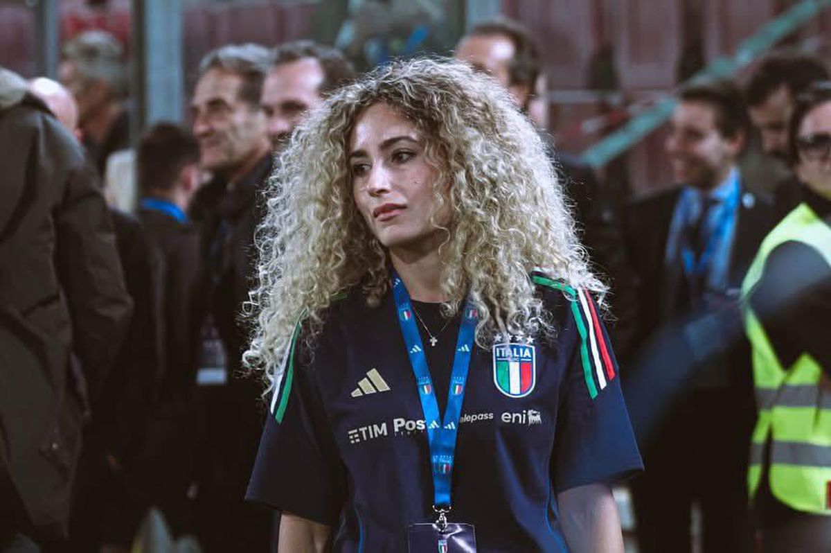 Italia a venit cu nutriționistul la meciul contra României Under 21 » Cine este Maria Luisa, apariția misterioasă din staff-ul Squadra Azzurra