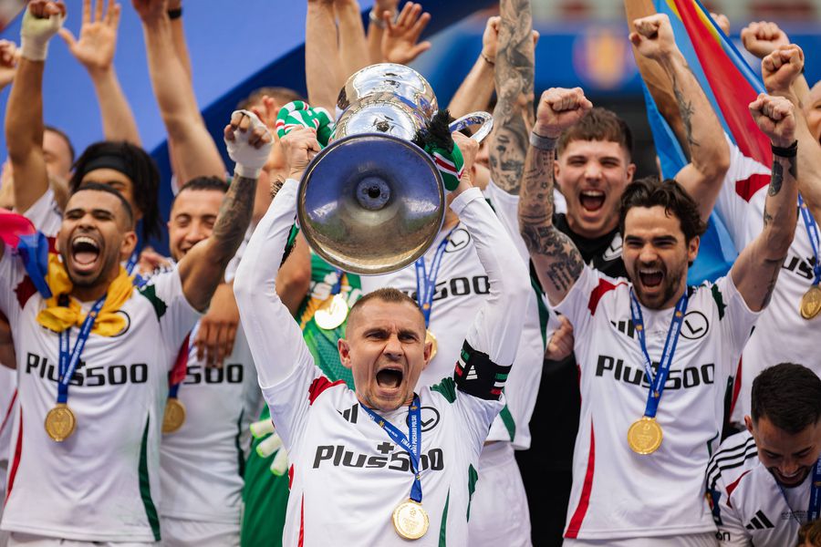 Legia Varșovia este câștigătoarea Cupei Poloniei / Foto: Imago Decizie luată împotriva formației lui Edi Iordănescu » Start teribil pentru antrenorul român la Legia Varșovia!