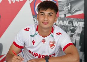 Alexandru Musi, prezentat oficial la Dinamo! Ce număr va purta fotbalistul venit de la FCSB + durata contractului