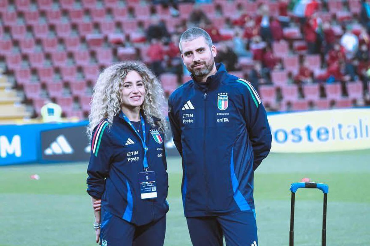 Italia a venit cu nutriționistul la meciul contra României Under 21 » Cine este Maria Luisa, apariția misterioasă din staff-ul Squadra Azzurra