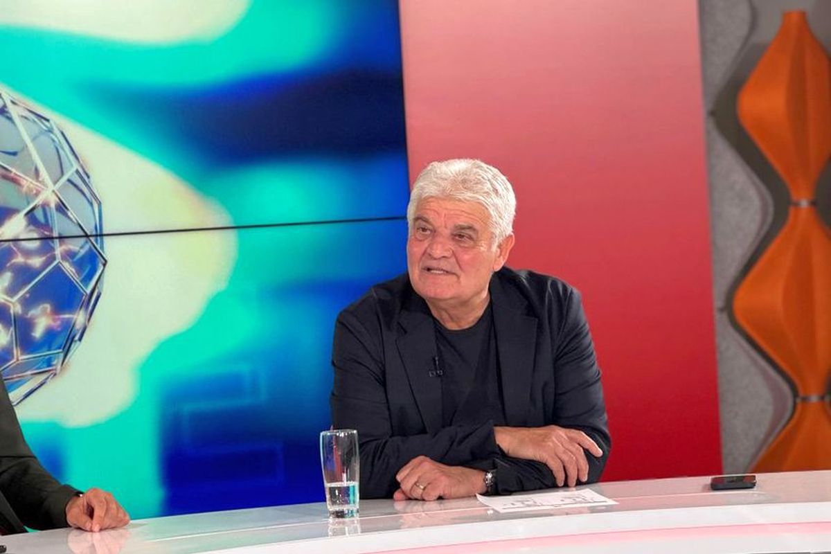 Ioan Andone îi reproșează golul încasat de „tricolorii” lui Pancu în prima repriză: „Vrei să-ți spun ceva?”