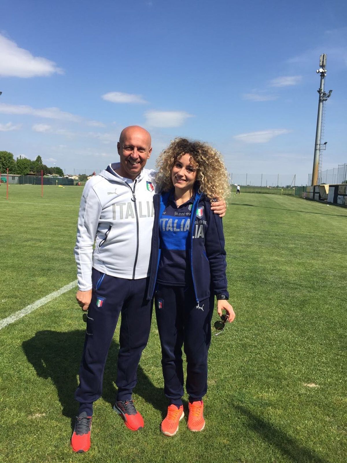 Italia a venit cu nutriționistul la meciul contra României Under 21 » Cine este Maria Luisa, apariția misterioasă din staff-ul Squadra Azzurra