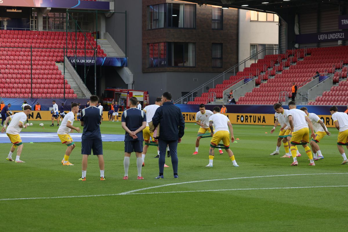 Oficialii FRF, în frunte cu Răzvan Burleanu, la Italia U21 - România U21