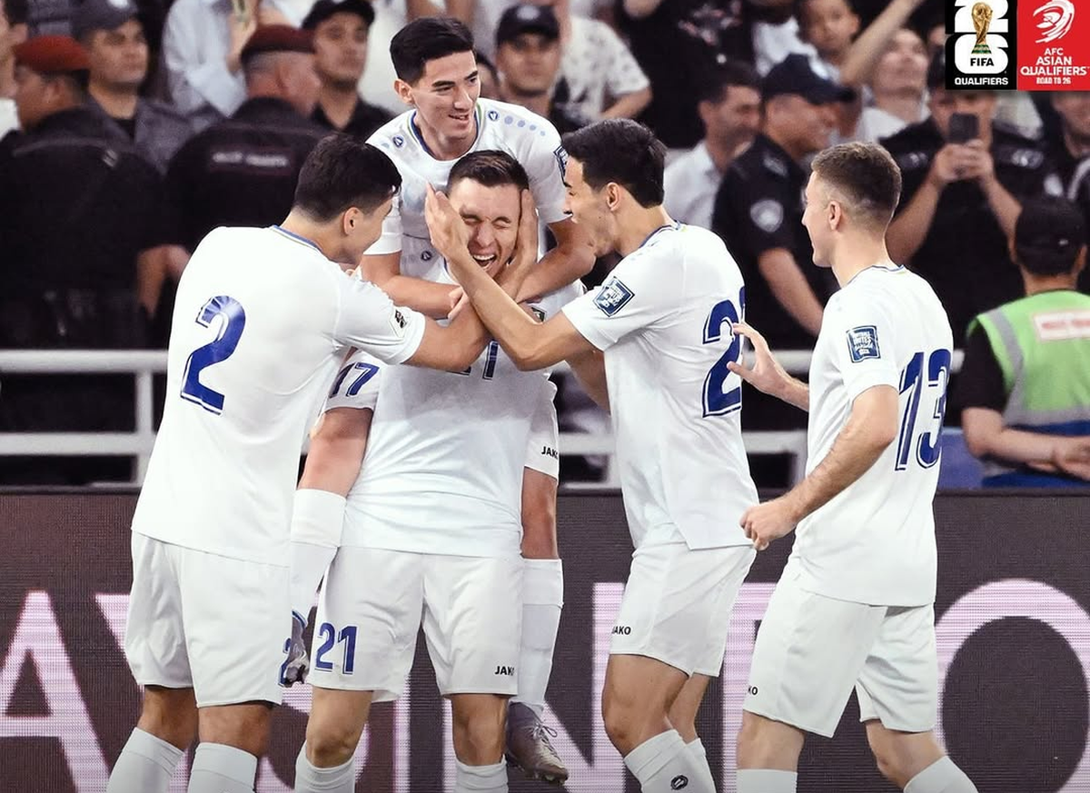 Jucătorii din Uzbekistan au primit primă câte o mașină surpriză pentru calificarea la Mondial! Ce model neașteptat a ales președintele țării