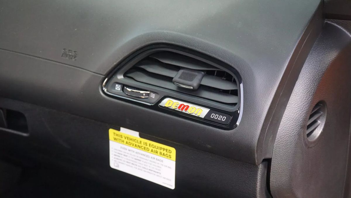 Mașina specială a lui Kevin Hart a fost scoasă la licitație și poate bate toate recordurile! Sunt doar 40 exemplare în toată lumea