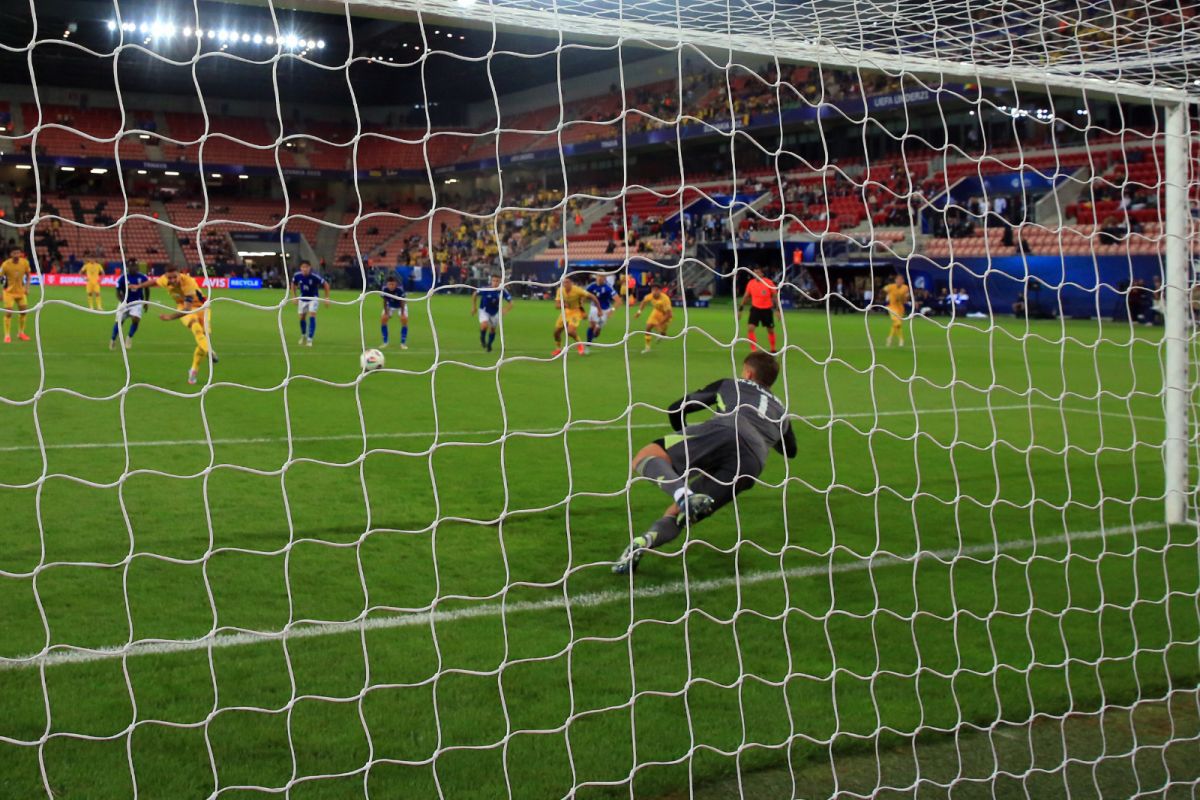 De ce bate Louis Munteanu penalty-urile?! » A fost CALAMITATE în acest sezon