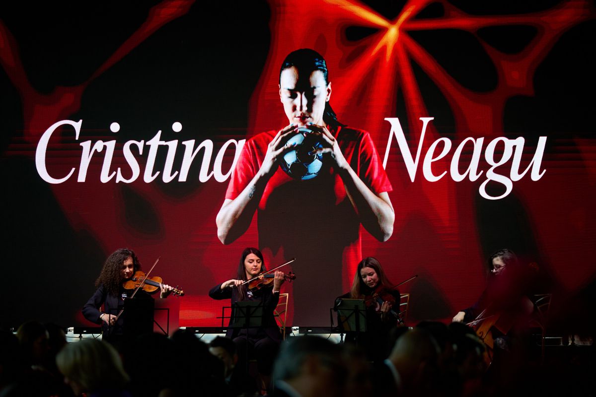 Cristina Neagu, imagini de la Dinner BRD