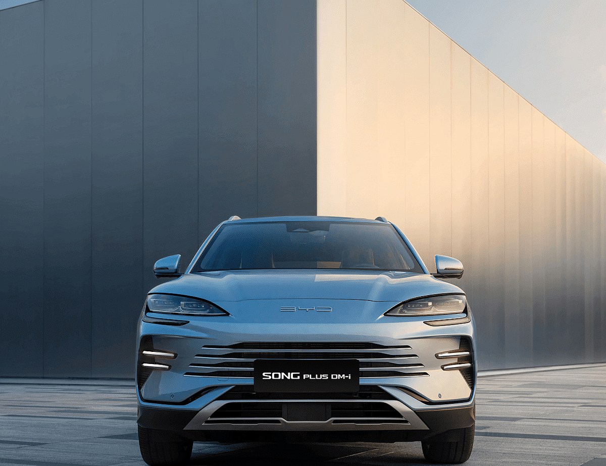 Jucătorii din Uzbekistan au primit primă câte o mașină surpriză pentru calificarea la Mondial! Ce model neașteptat a ales președintele țării