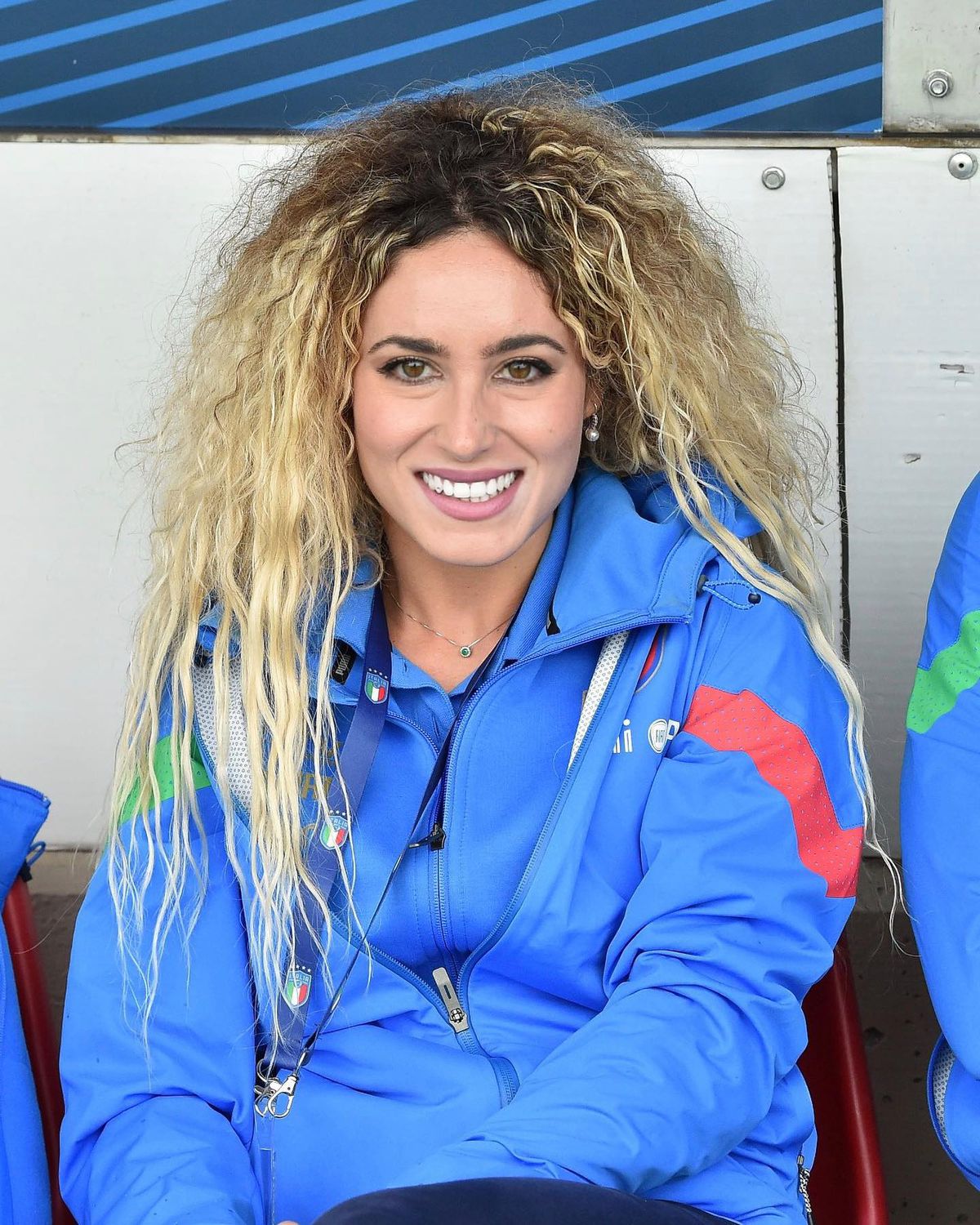 Italia a venit cu nutriționistul la meciul contra României Under 21 » Cine este Maria Luisa, apariția misterioasă din staff-ul Squadra Azzurra