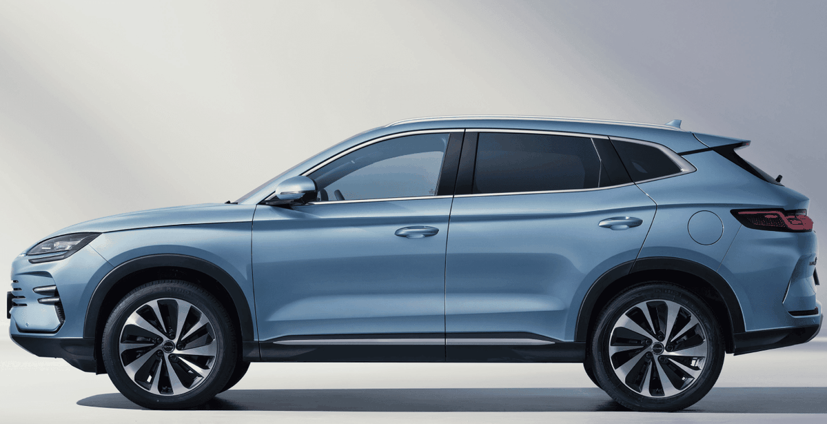 Jucătorii din Uzbekistan au primit primă câte o mașină surpriză pentru calificarea la Mondial! Ce model neașteptat a ales președintele țării