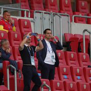 Oficialii FRF, în frunte cu Răzvan Burleanu, la Italia U21 - România U21 // foto: Ionuț Iordache (GSP)