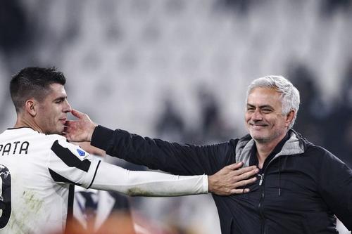 Jose Mourinho, cel din spatele noii mașini a lui Alvaro Morata // foto: Imago Images
