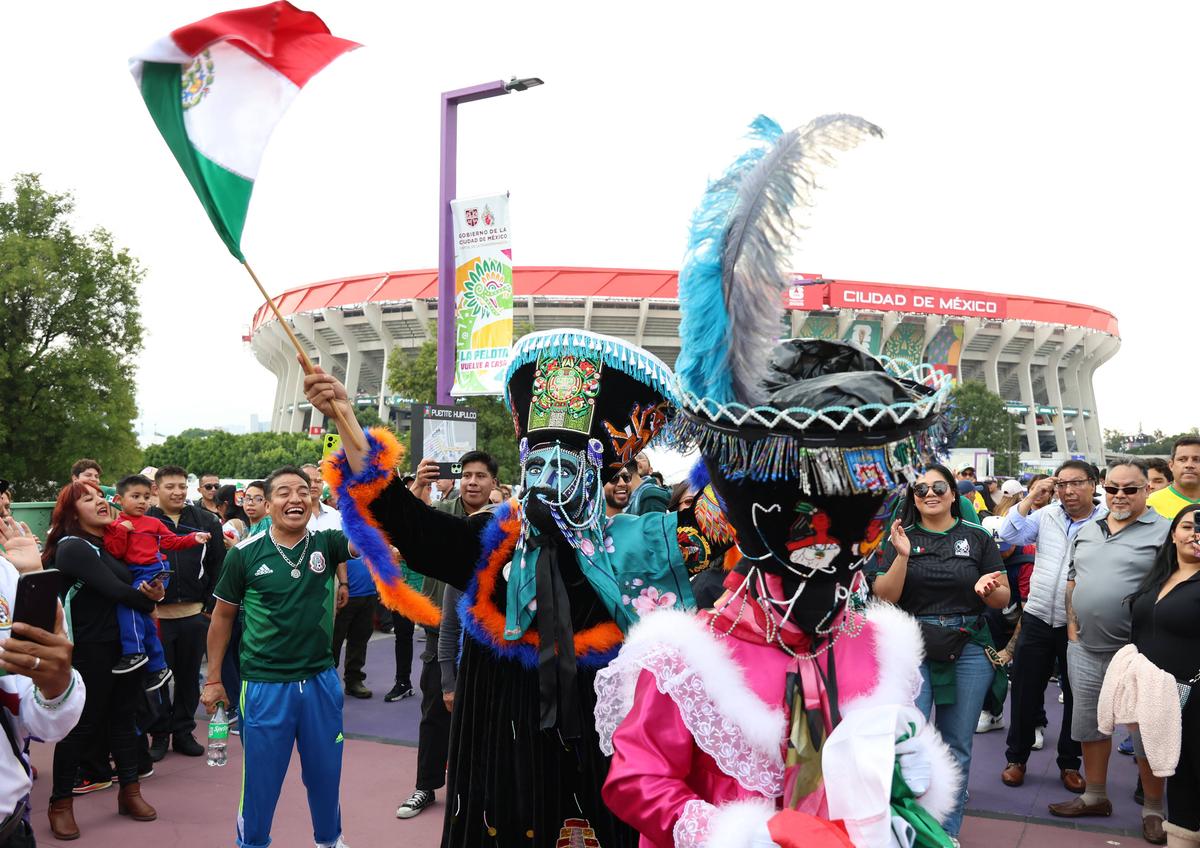 Mexic – Africa de Sud » Așteptarea a luat sfârșit: începe cel mai mare Campionat Mondial din istorie! Reporterii GSP transmit din Ciudad de Mexico