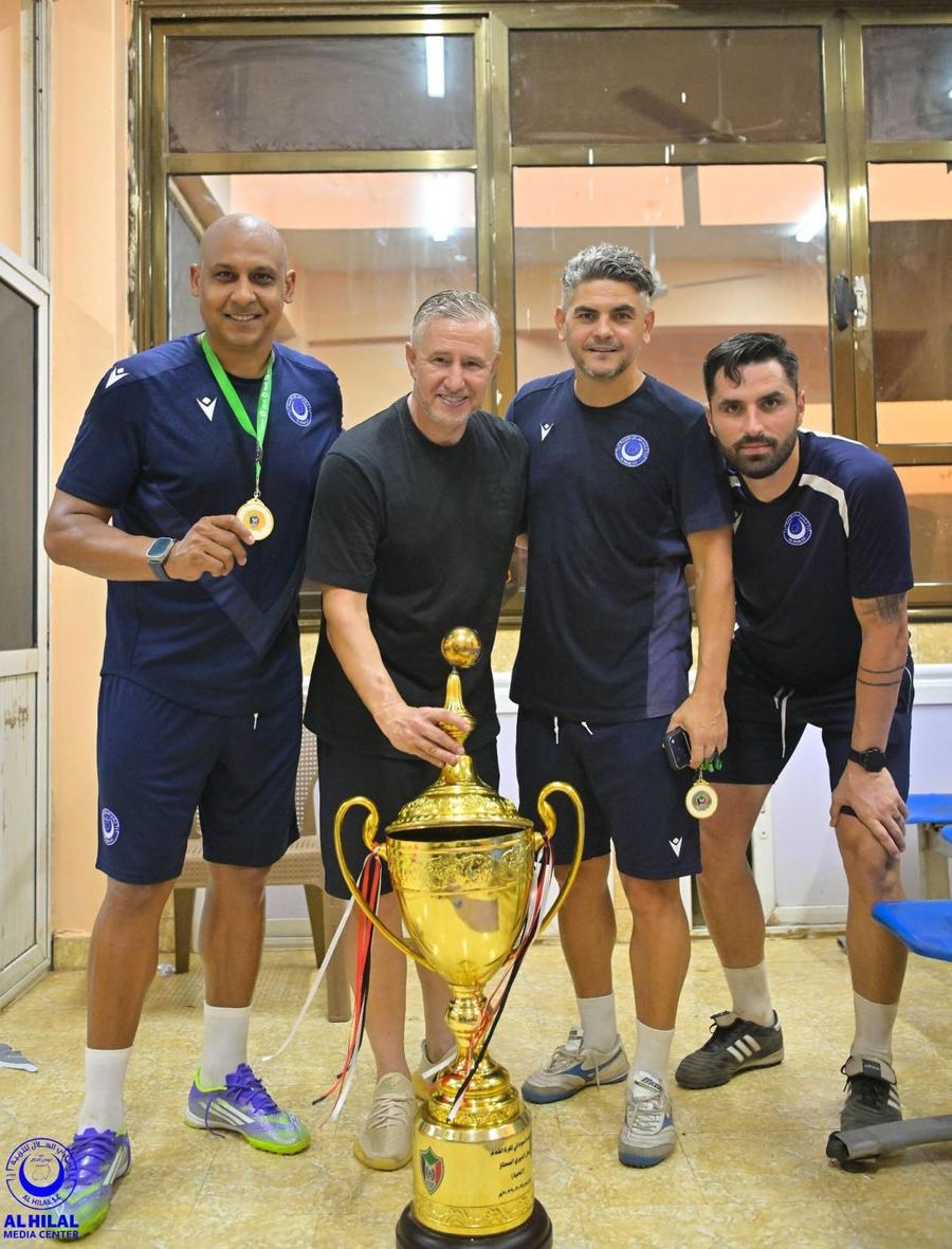 Laurențiu Reghecampf, cu titlul câștigat în Sudan/ foto: Facebook @Al Hilal SC Laurențiu Reghecampf a semnat, după ce a câștigat două titluri în același sezon
