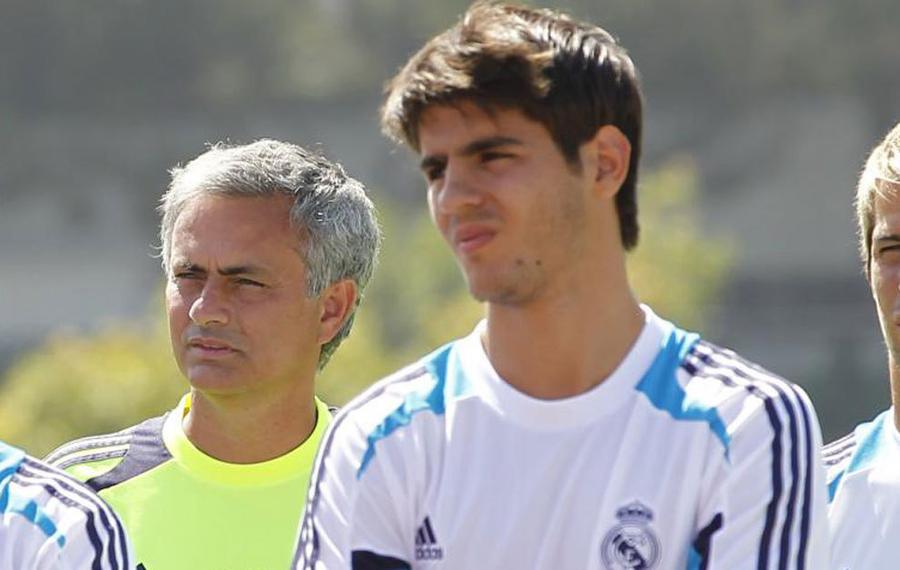Jose Mourinho și Alvaro Morata „Mourinho m-a întrebat «Asta e mașina ta?». A doua zi m-au dus la reprezentanța Audi”