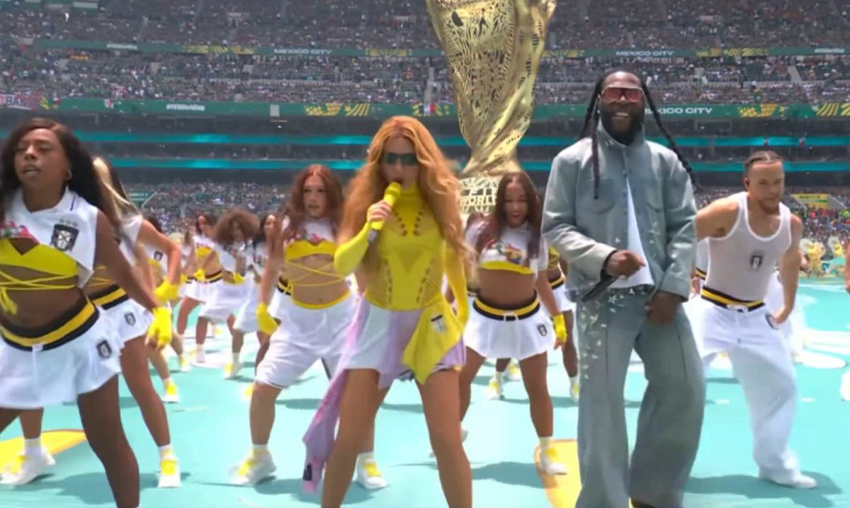 Shakira a făcut show la deschiderea Cupei Mondiale! Reacțiile presei internaționale după momentul care a ridicat stadionul în picioare