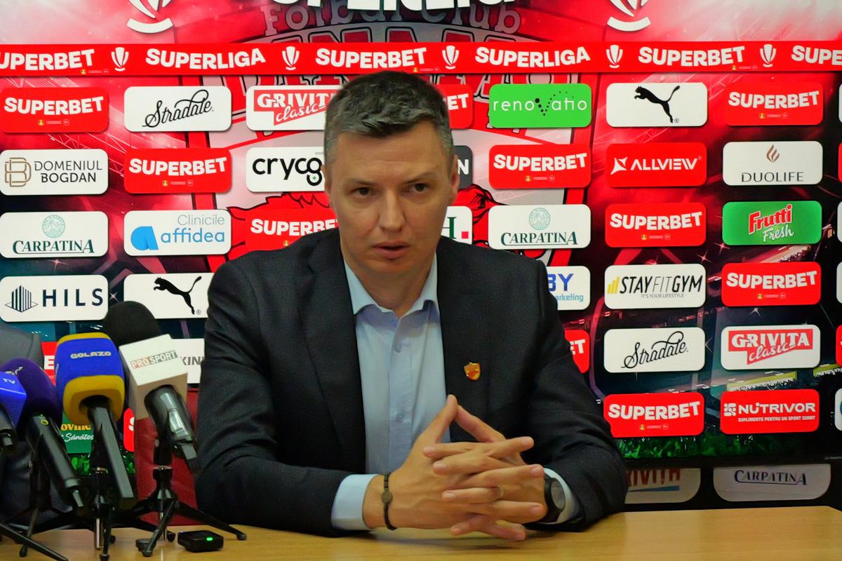 Ce nu s-a văzut la TV la prezentarea lui Nuno Campos la Dinamo » Ce staff va avea lusitanul și cine l-a însoțit în sala de conferințe