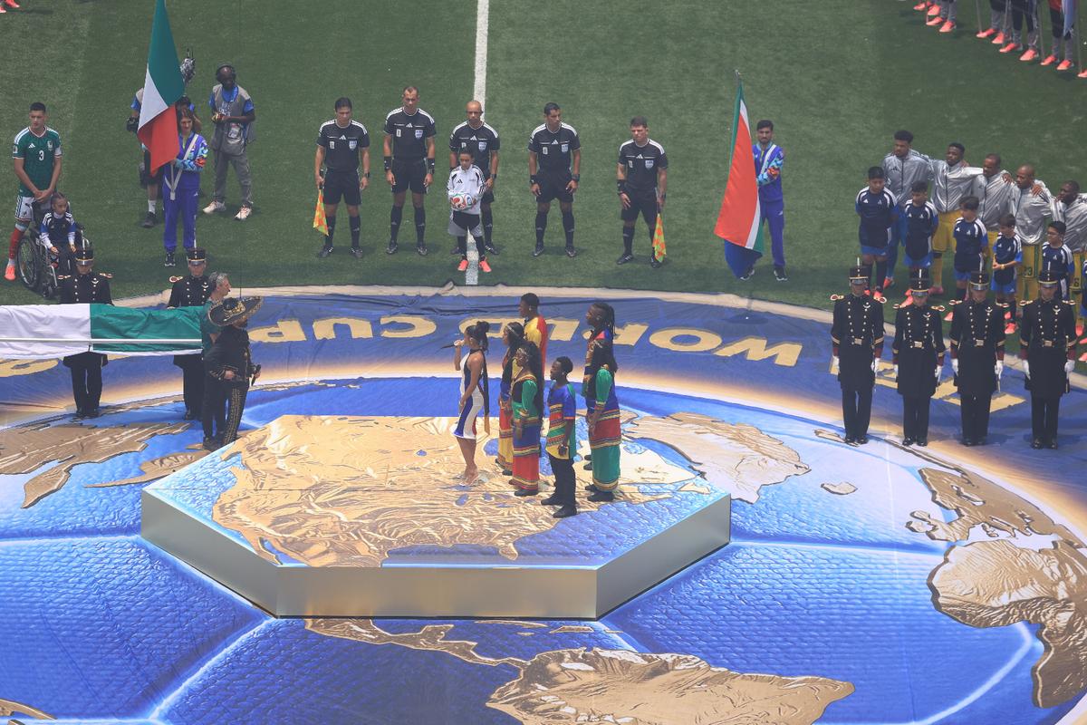 „Ceremonia 360 de grade” aplicată în premieră la Mexic - Africa de Sud » Ideea lui Del Piero schimbă Mondialul
