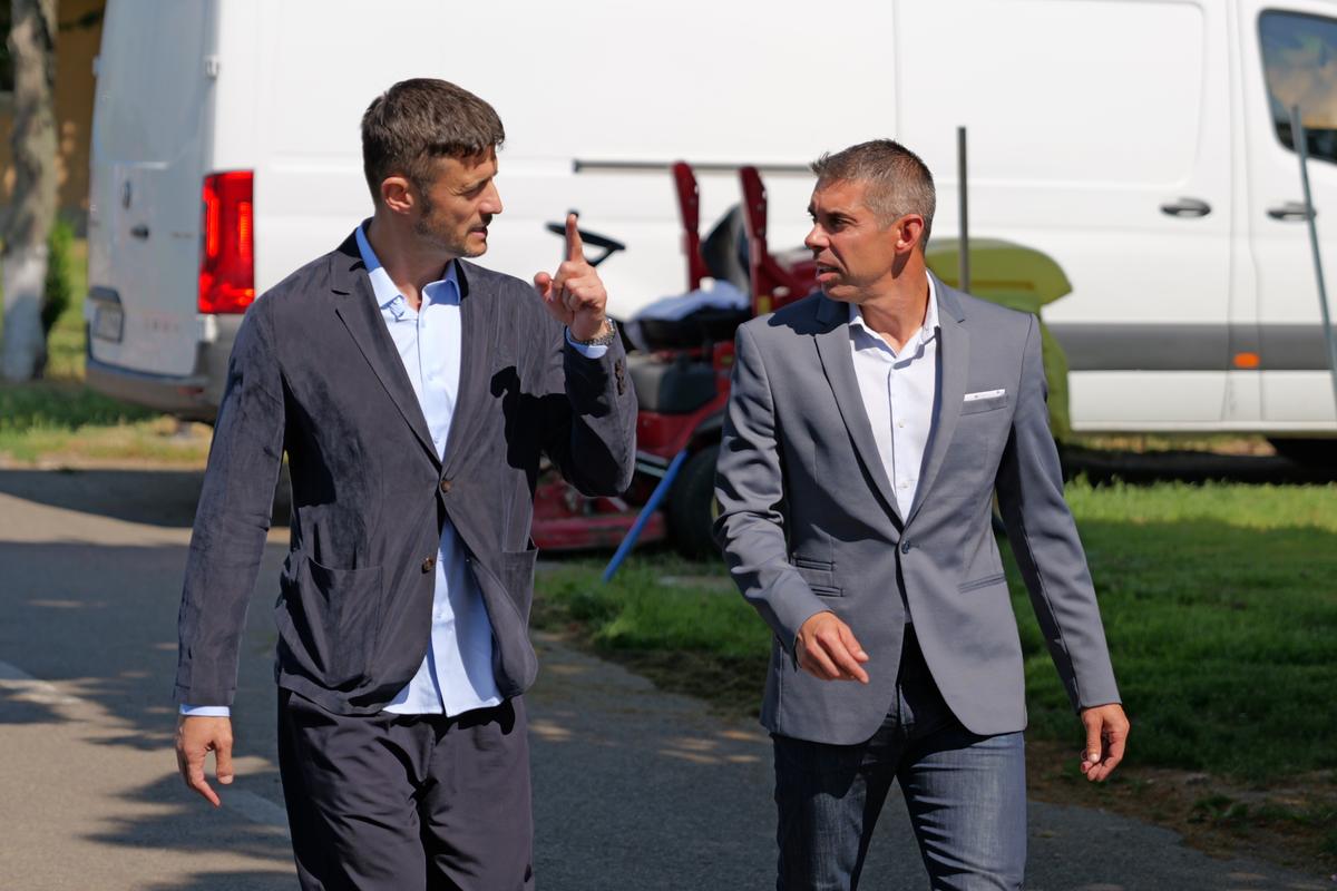 Ce nu s-a văzut la TV la prezentarea lui Nuno Campos la Dinamo » Ce staff va avea lusitanul și cine l-a însoțit în sala de conferințe