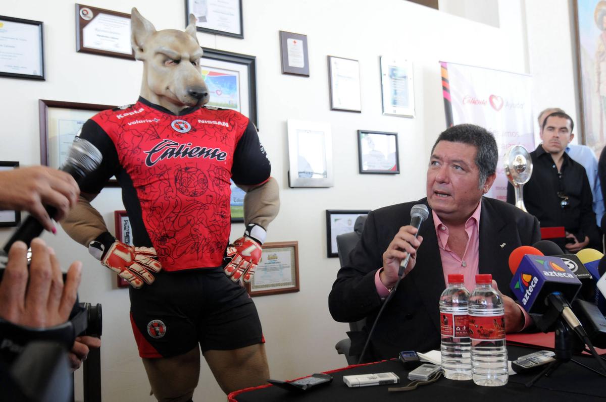 Hegemonie absolută a unui miliardar! „Becali de Tijuana” are 23 de copii și a cumpărat tot fotbalul mexican: „Femeia este animalul meu preferat”
