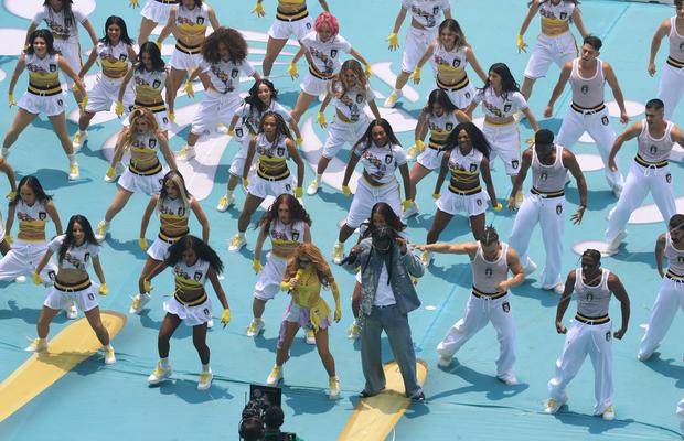 „Bine ați venit în Mexic!” » Shakira, J Balvin și Mariachi la festivitatea de deschidere a Campionatului Mondial