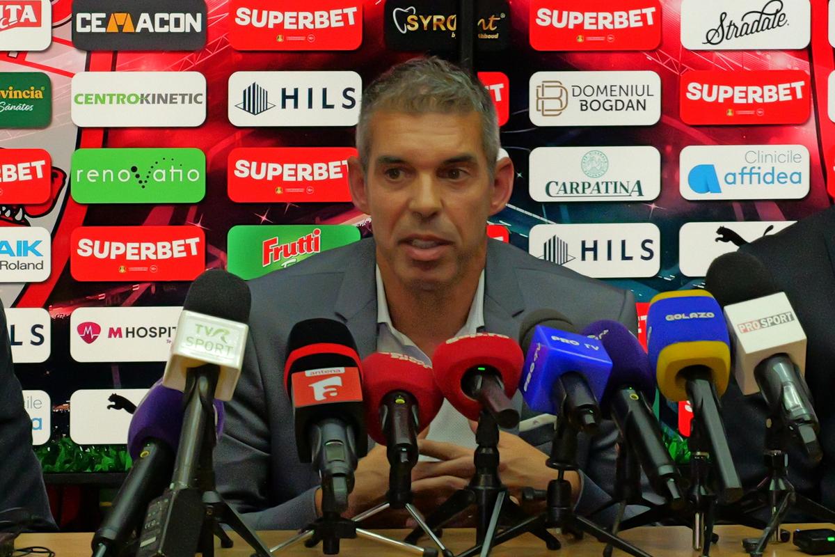Ce nu s-a văzut la TV la prezentarea lui Nuno Campos la Dinamo » Ce staff va avea lusitanul și cine l-a însoțit în sala de conferințe