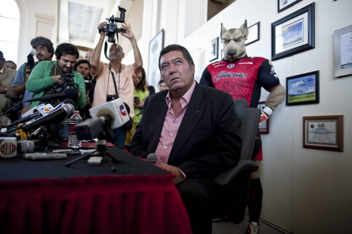 Hegemonie absolută a unui miliardar! „Becali de Tijuana” are 23 de copii și a cumpărat tot fotbalul mexican: „Femeia este animalul meu preferat”