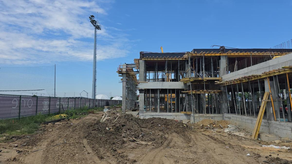 Imagini de la baza Rapidului din Ștefăneștii de Jos