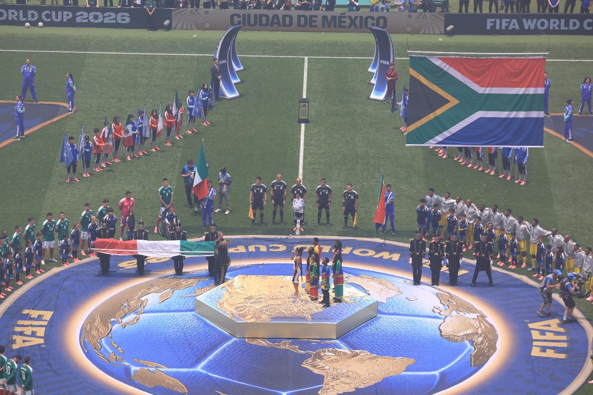 „Ceremonia 360 de grade” la Mexic - Africa de Sud