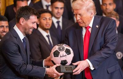 Trump este tot mai imprevizibil » Decizie ciudată luată pentru meciul de deschidere de la Mondial