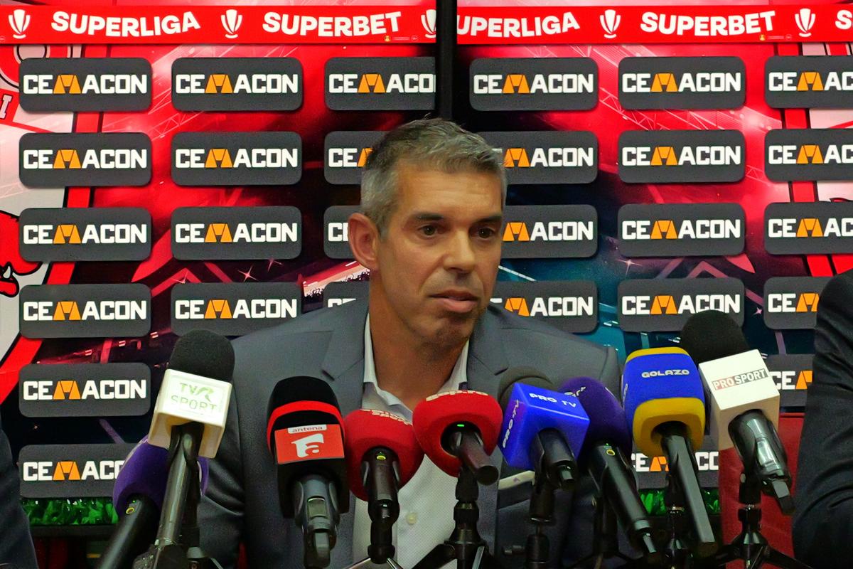 Ce nu s-a văzut la TV la prezentarea lui Nuno Campos la Dinamo » Ce staff va avea lusitanul și cine l-a însoțit în sala de conferințe