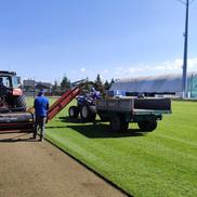 Au început lucrările de modernizare a terenului central al stadionului din Miercurea Ciuc. Foto: Facebook Csíkszereda