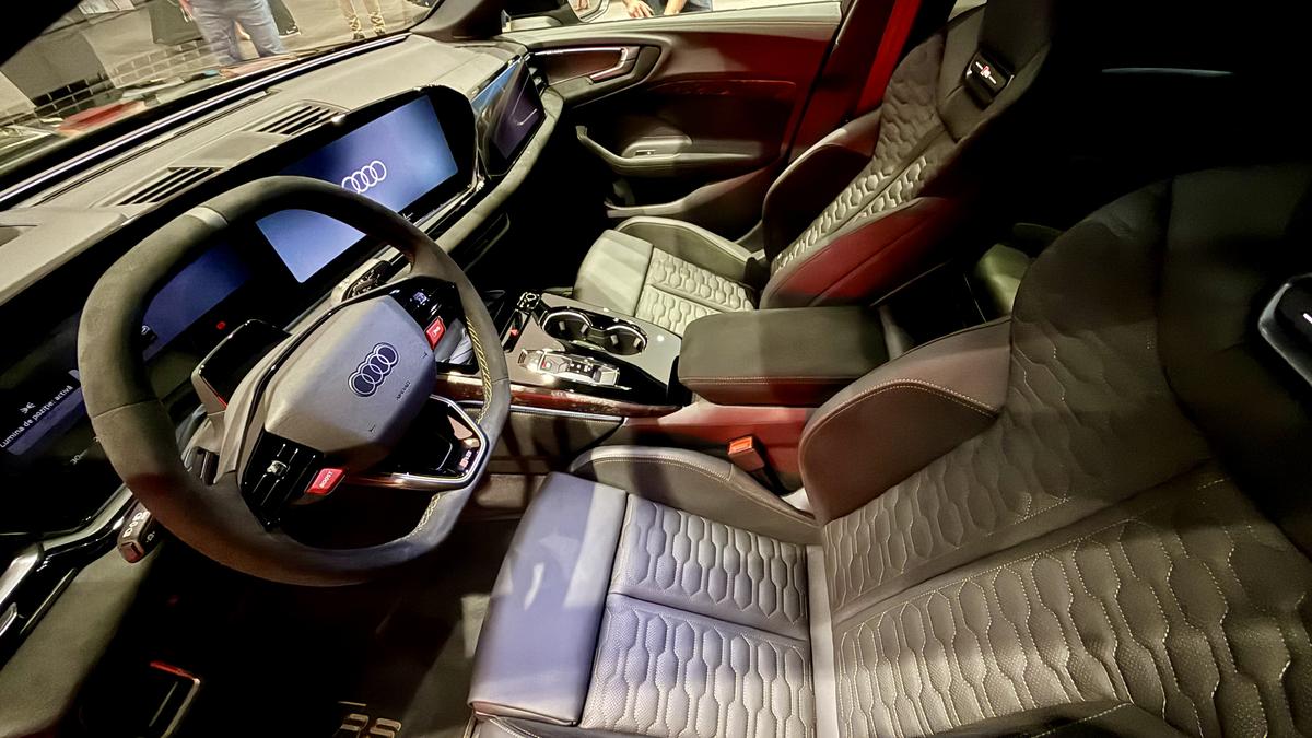 Vor să dea lovitura cu noul Audi RS 5 » Avem primele imagini cu modelul ajuns în secret în România!