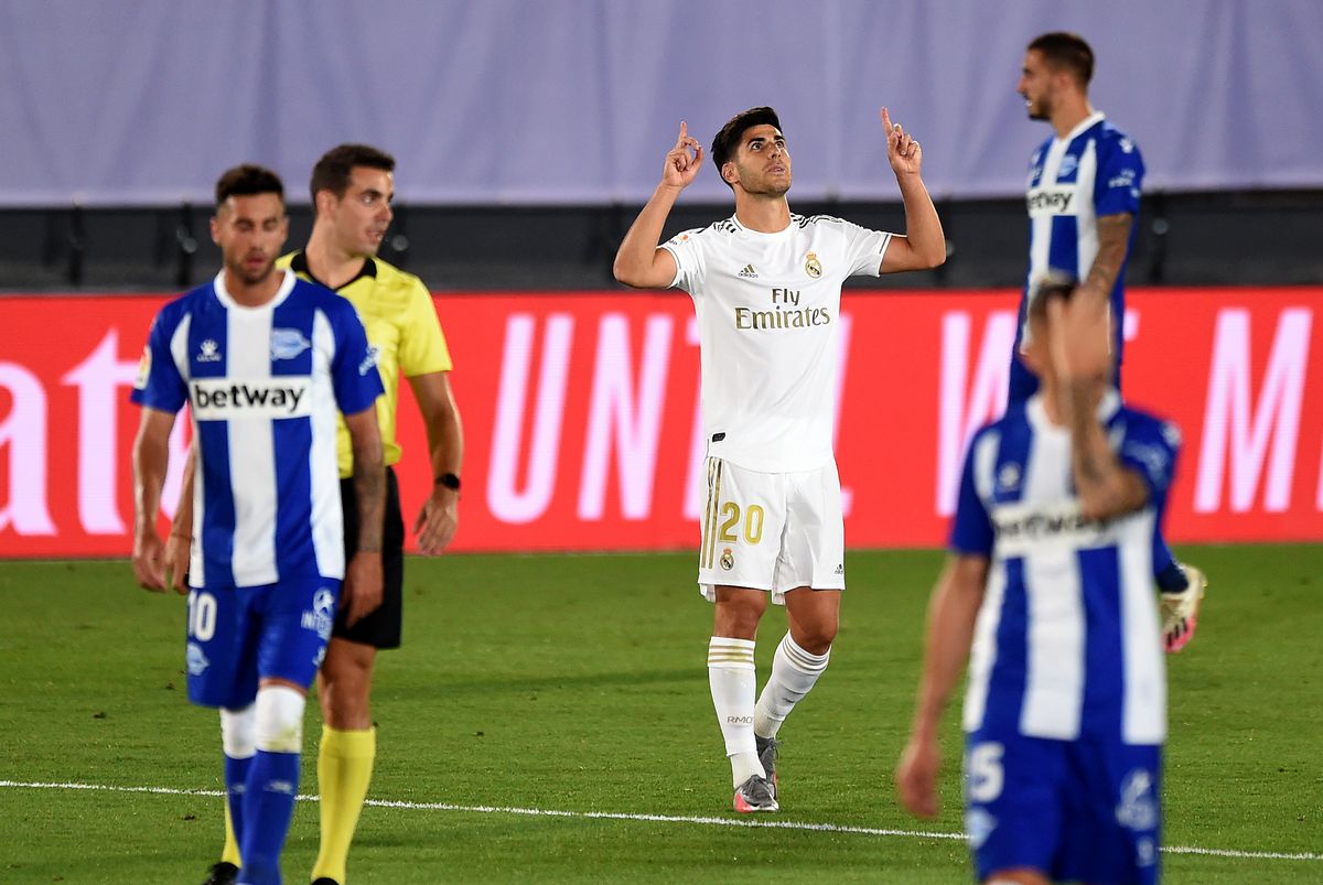 REAL MADRID - ALAVES 2-0 // Karim Benzema, arma letală » Borna incredibilă atinsă în era Zidane