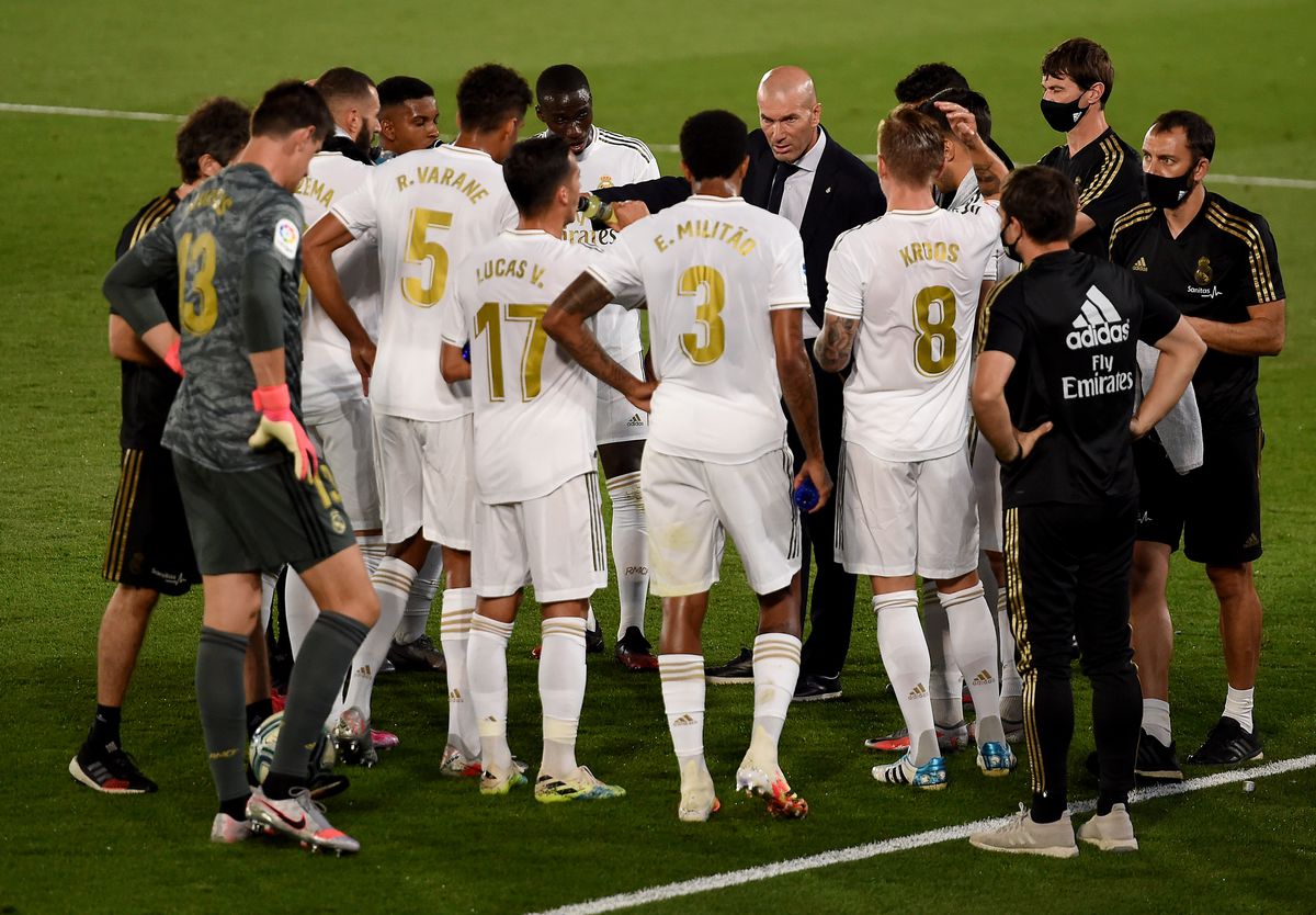 REAL MADRID - ALAVES 2-0 // Thibaut Courtois, elogiat de Zidane după un nou meci mare: „Ne-a scos din multe impasuri. Are o influenţă decisivă în acest sezon”