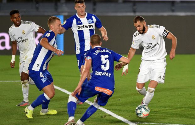 REAL MADRID - ALAVES 2-0 // Karim Benzema, arma letală » Borna incredibilă atinsă în era Zidane