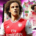 Brazilianul David Luiz de la Arsenal este ultimul star care a primit un card spectaculos în cadrul campaniei Summer Heat.