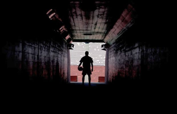 Scrisoare răvăşitoare a unui star din Premier League care admite că este homosexual: „Dezvăluind tot adevărul, lucrurile nu ar face decât să se agraveze”