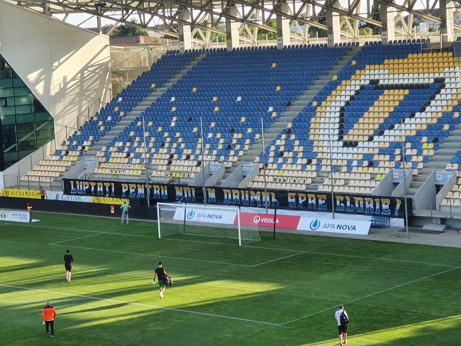 PETROLUL - RAPID 0-0. VIDEO+FOTO Formația lui Alexa rezistă EROIC la Ploiești, la finalul unui adevărat thriller