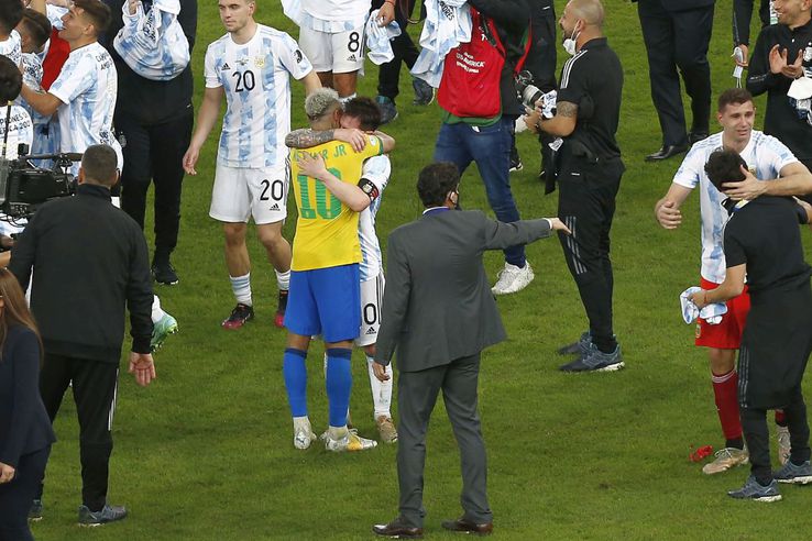 Neymar a plâns în hohote după eșecul din finala Copa America / FOTO: Guliver/Getty Images